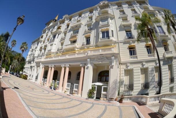 Beautiful Apartment In Menton Winter Palace With Super Terrace And Wonderful View Bagian luar foto